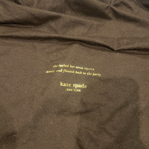 Kate Spade, large work tote, could fit 14 inch laptop, cream color - Picture 5 of 7